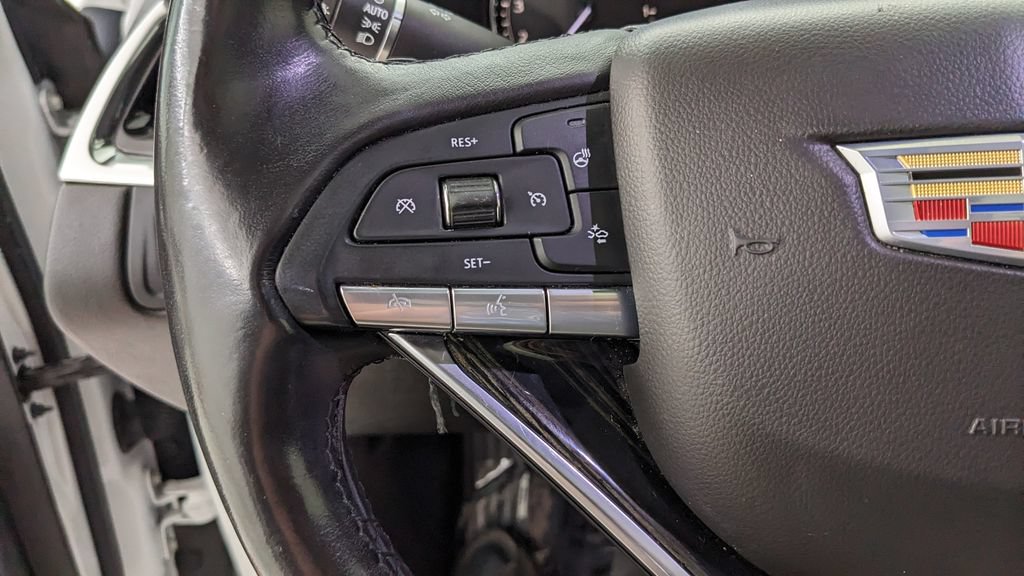 Used 2020 Cadillac XT6 Premium Luxury AWD/4WD image 32