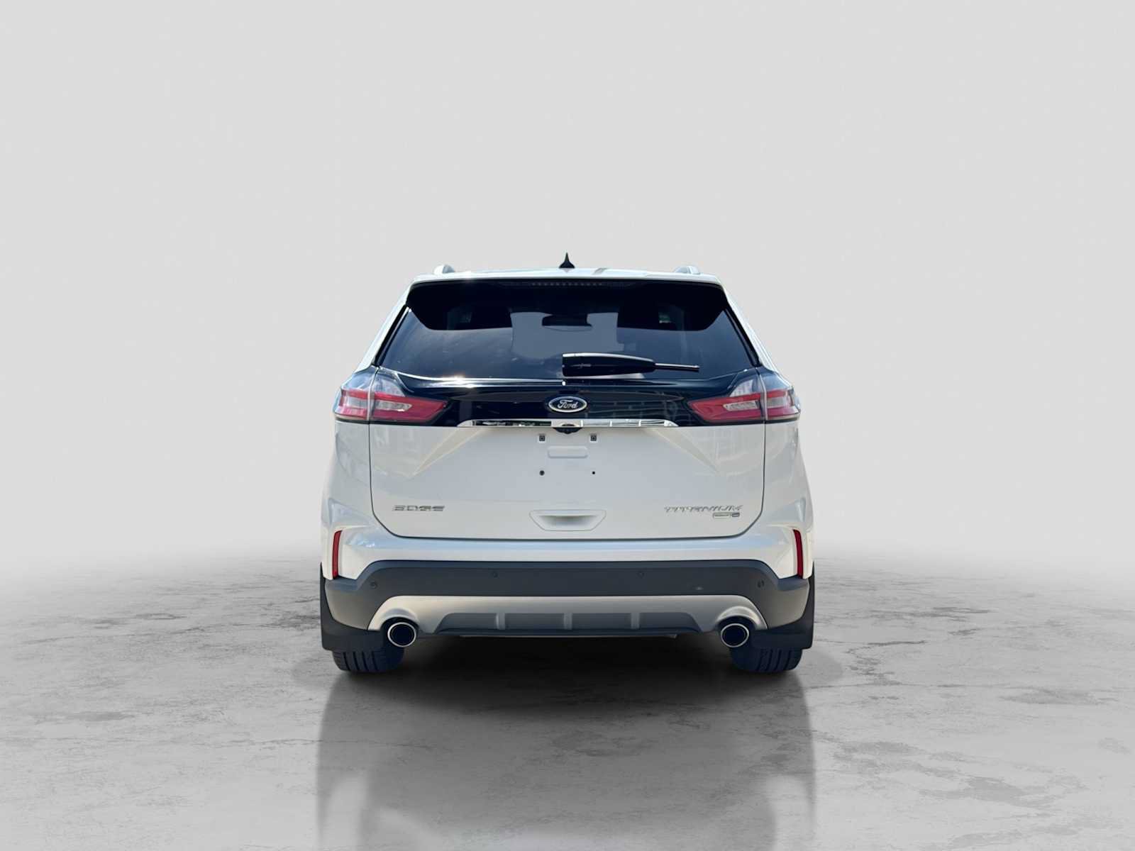 Certified 2020 Ford Edge Titanium AWD/4WD image 5