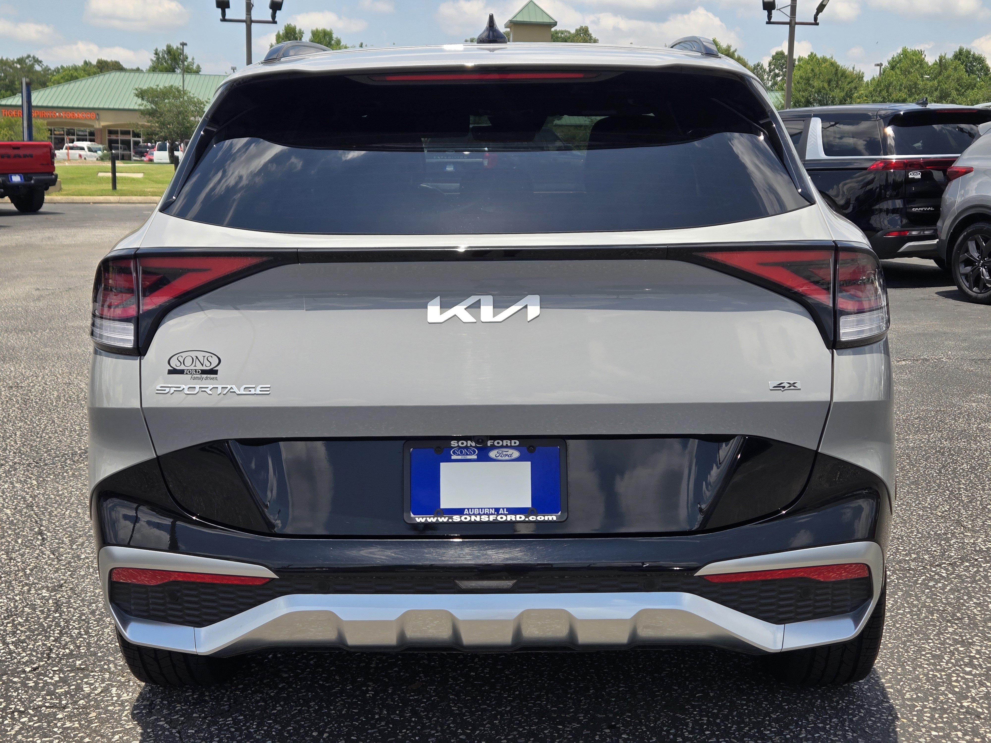 Used 2023 Kia Sportage SX AWD/4WD image 9
