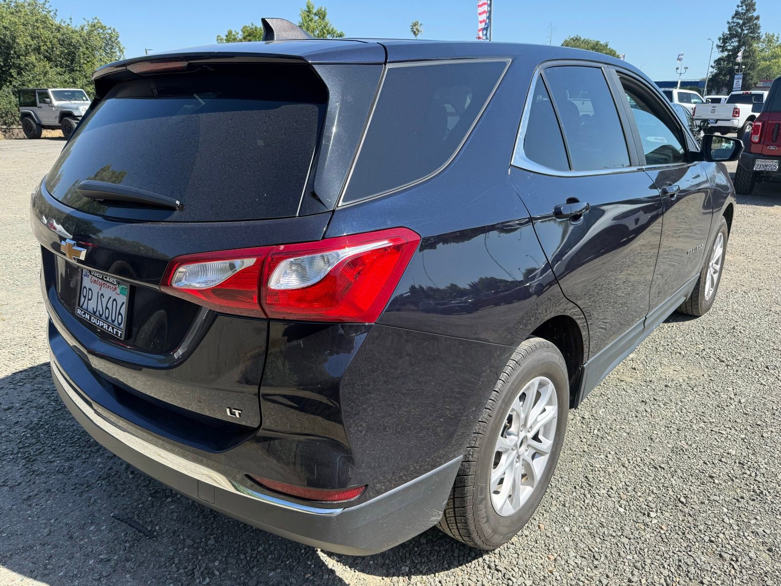 Used 2021 Chevrolet Equinox LT FWD image 3