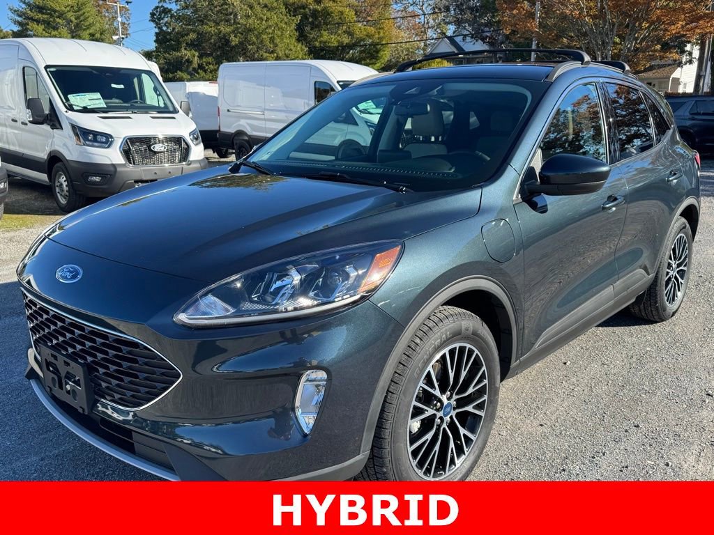 Certified 2022 Ford Escape SEL w/ Technology Package FWD image 3