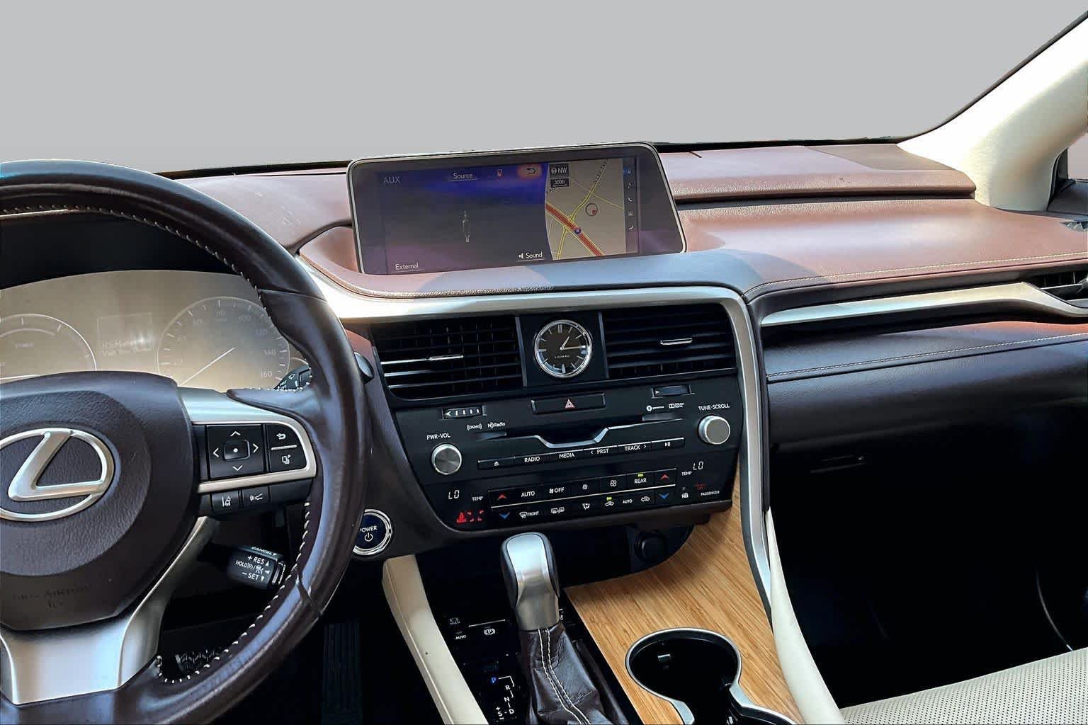 Used 2018 Lexus RX 450hL Premium w/ Premium Package AWD/4WD image 7