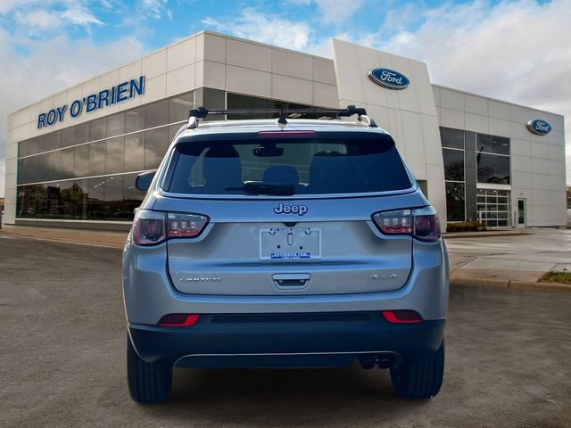 Used 2018 Jeep Compass Limited AWD/4WD image 4