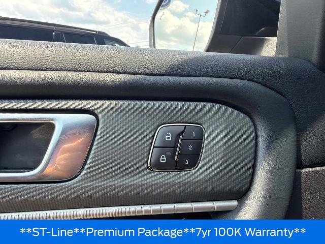 Certified 2025 Ford Explorer ST-Line w/ Premium Package AWD/4WD image 13