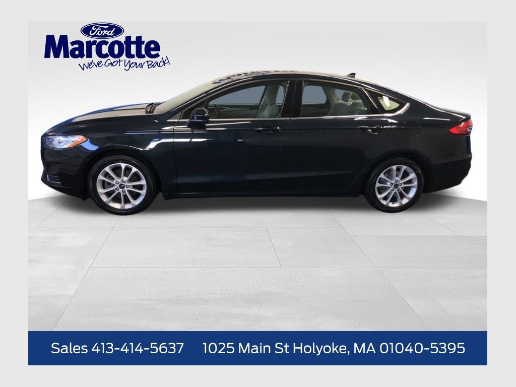 Certified 2020 Ford Fusion SE image 2