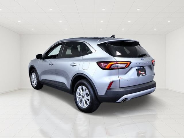 Certified 2024 Ford Escape Active w/ Tech Pack #1 AWD/4WD image 4