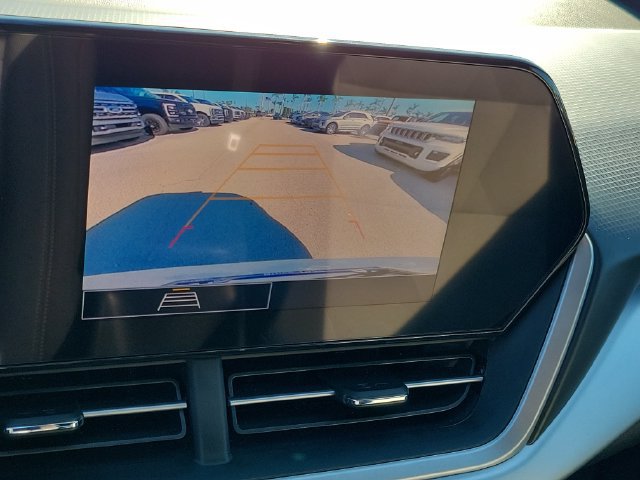 Used 2026 Chevrolet Trax RS w/ Sunroof Package FWD image 32