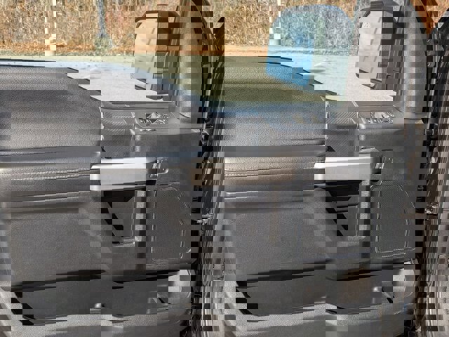 Certified 2020 Ford F150 Lariat w/ Equipment Group 502A Luxury image 13