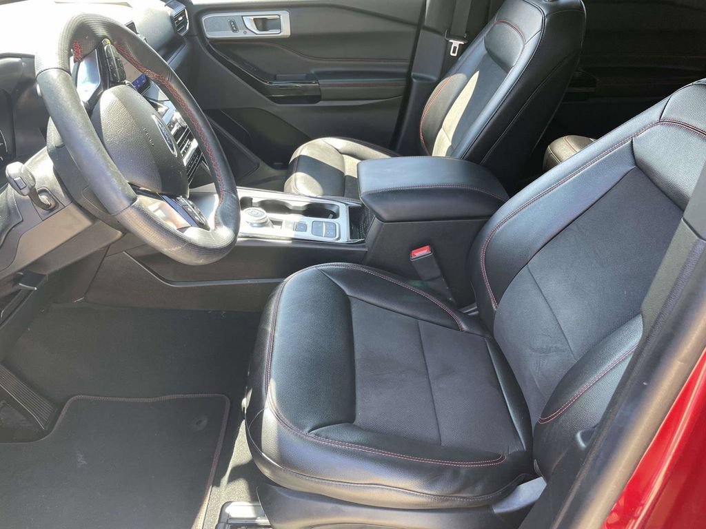Certified 2022 Ford Explorer ST-Line RWD image 13