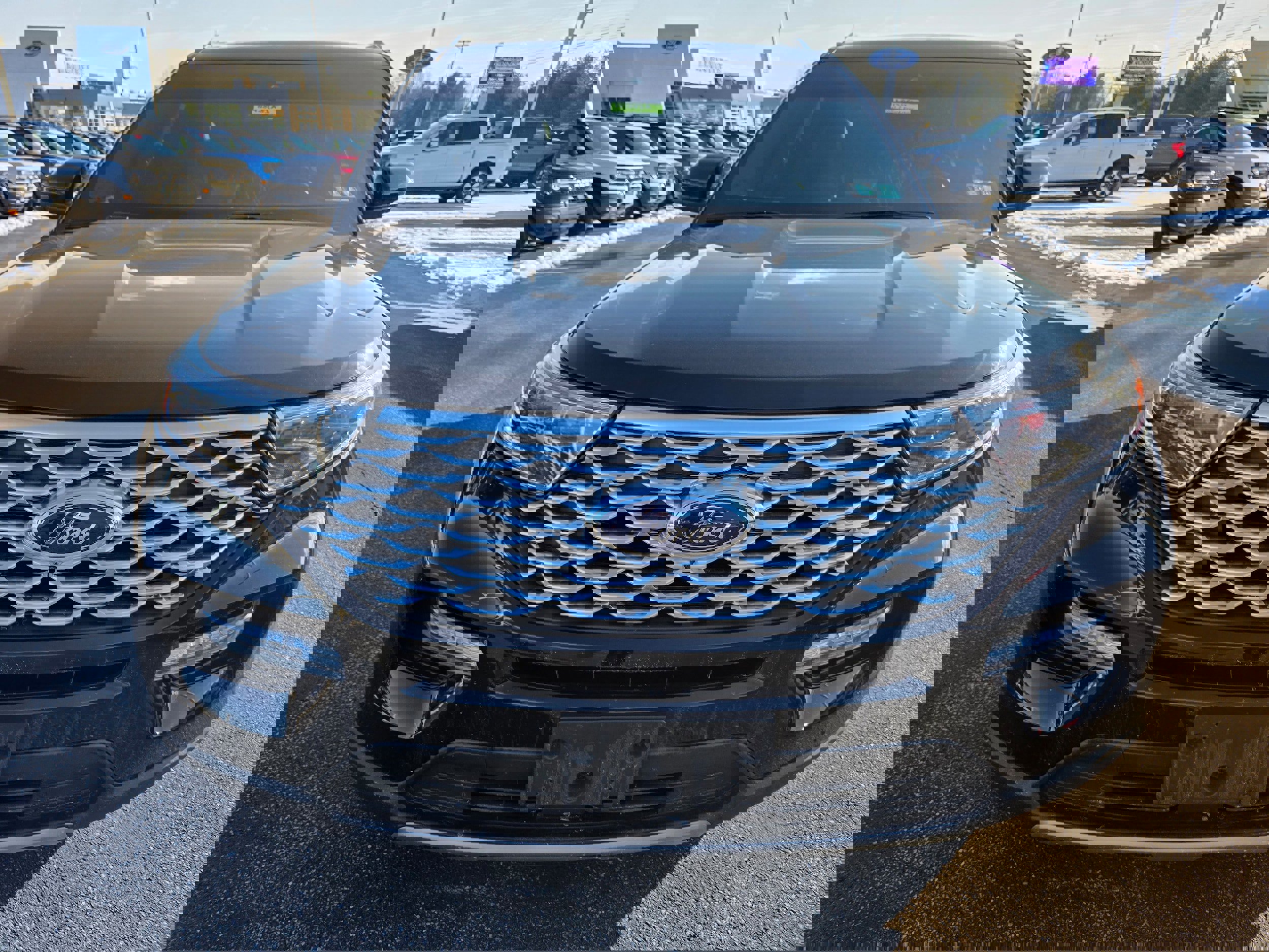 Certified 2023 Ford Explorer Platinum w/ Technology Package image 5