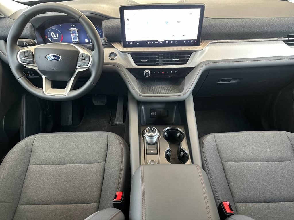 Certified 2026 Ford Explorer Active RWD image 12