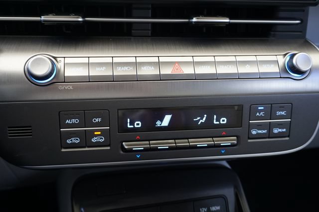 Used 2024 Hyundai Kona SEL w/ Convenience Package FWD image 16