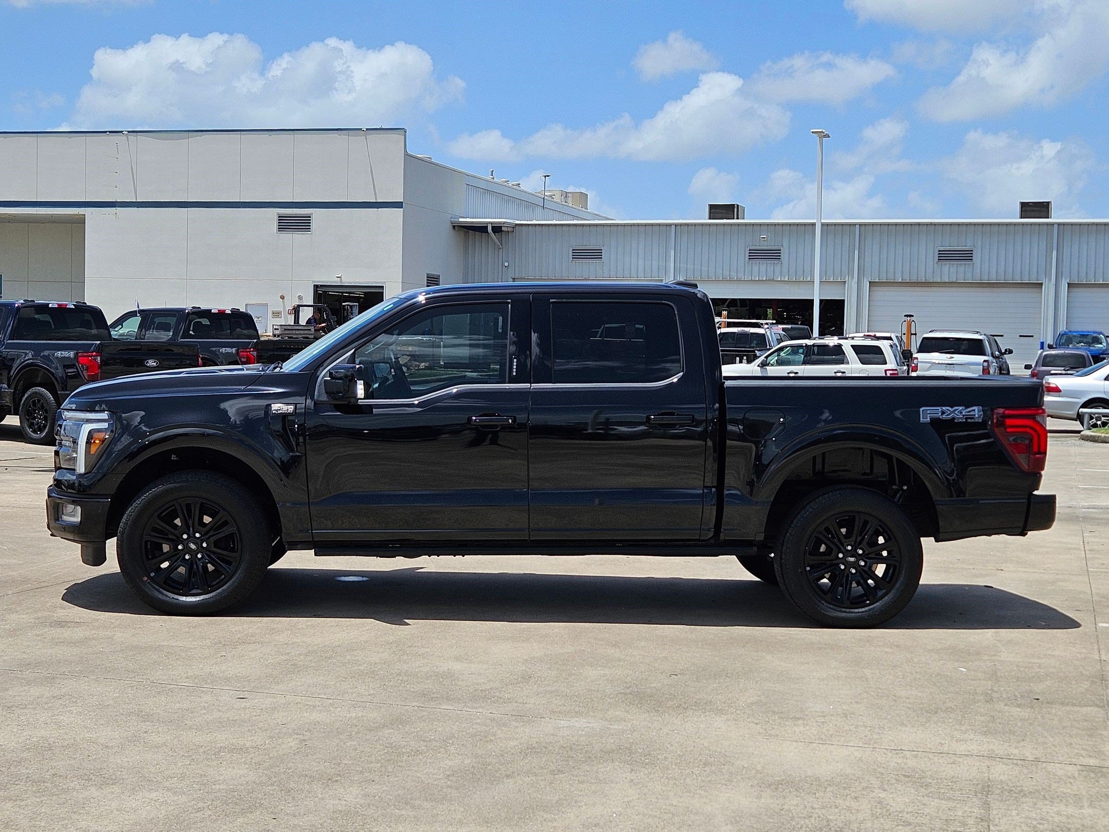 Certified 2024 Ford F150 Platinum w/ FX4 Off-Road Package AWD/4WD image 9