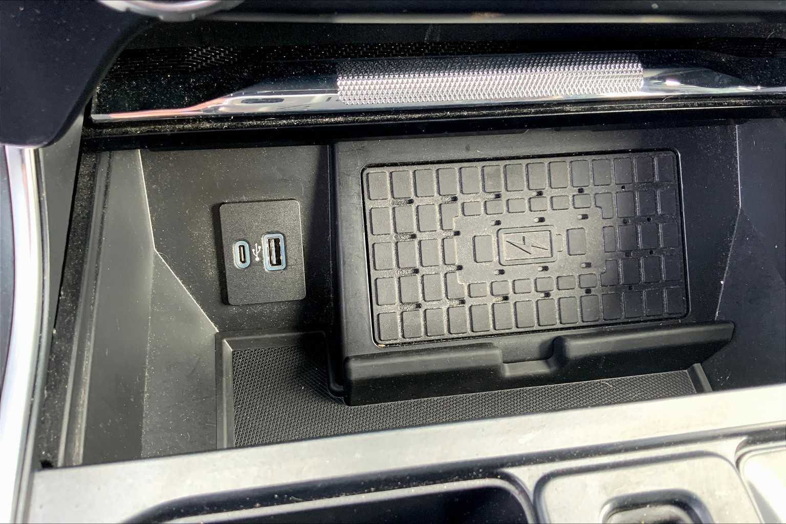 Certified 2023 Ford F150 Raptor w/ Raptor Carbon Fiber Package image 31