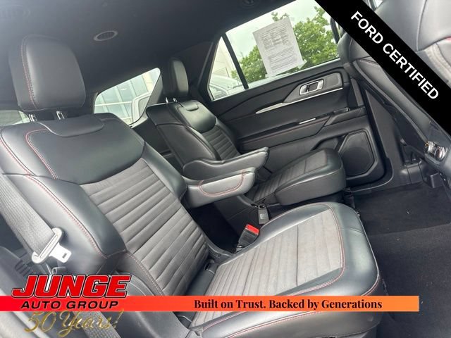 Certified 2025 Ford Explorer ST-Line AWD/4WD image 15
