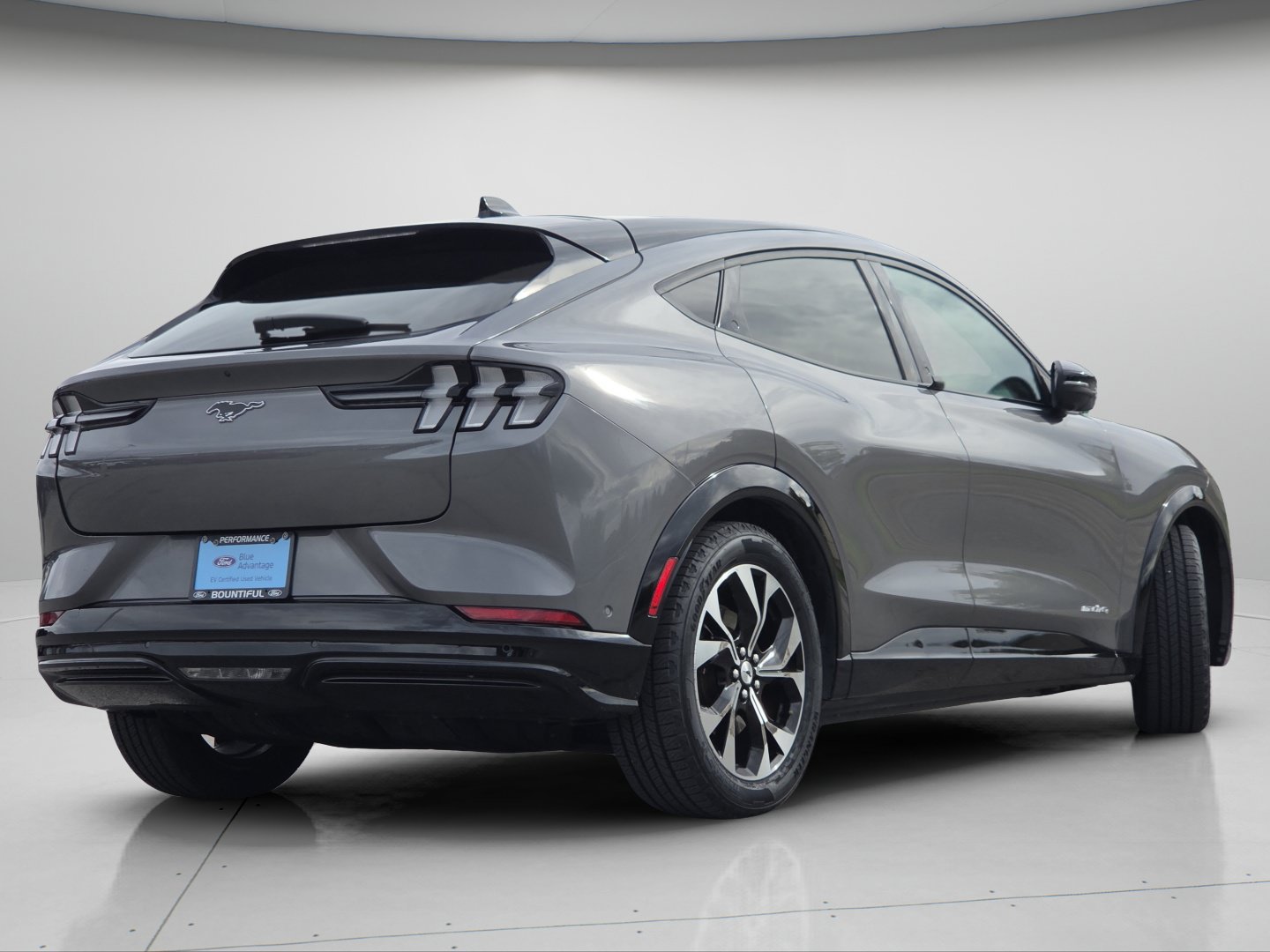 Certified 2023 Ford Mustang Mach-E Premium AWD/4WD image 17