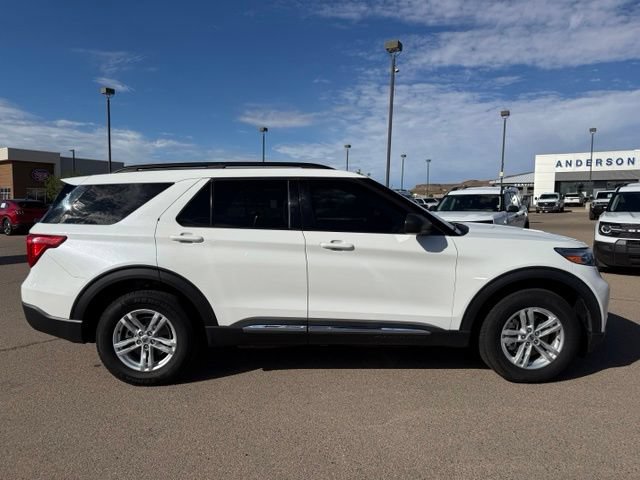 Certified 2022 Ford Explorer XLT w/ Class IV Trailer Tow Package AWD/4WD image 4