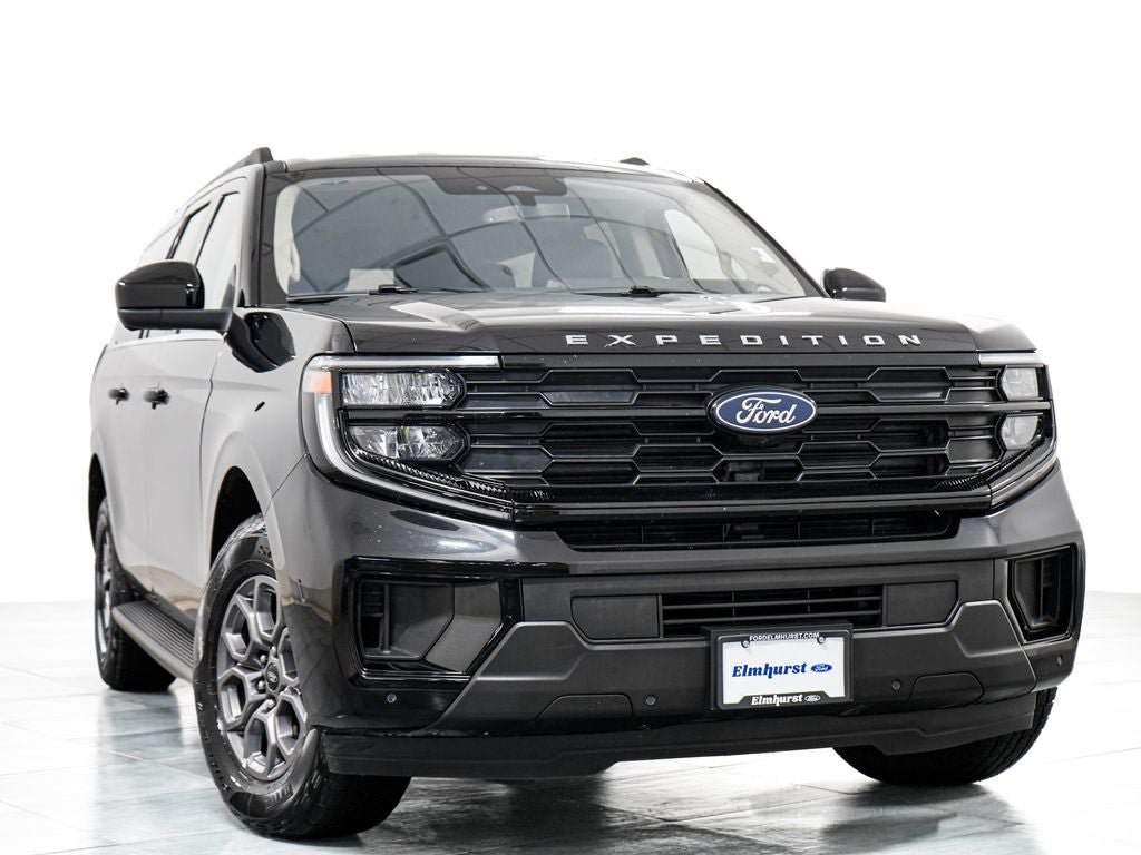 Certified 2025 Ford Expedition Max Active AWD/4WD image 3