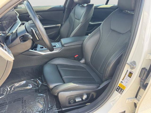 Used 2023 BMW 330i xDrive Sedan w/ Driving Assistance Package AWD/4WD image 15