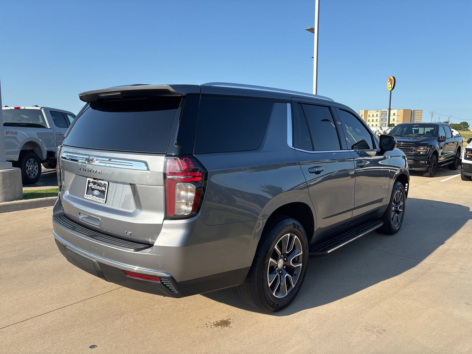 Used 2022 Chevrolet Tahoe LT RWD image 6