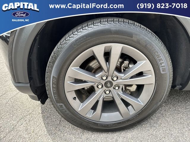 Certified 2023 Ford Explorer XLT w/ Equipment Group 202A AWD/4WD image 12