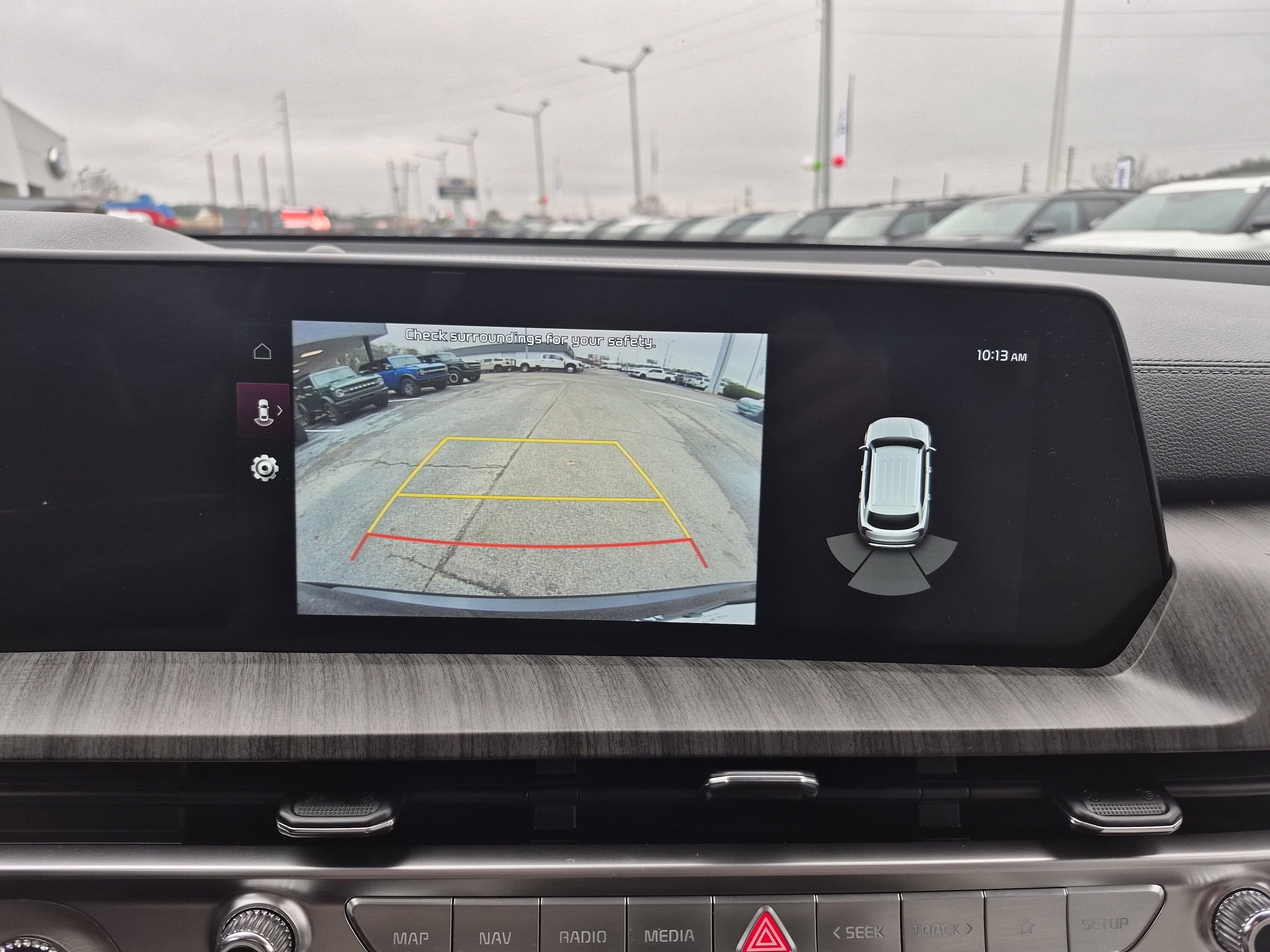 Used 2024 Kia Telluride EX w/ EX Captain's Chair Package image 38