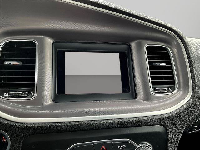 Used 2022 Dodge Charger SXT RWD image 14