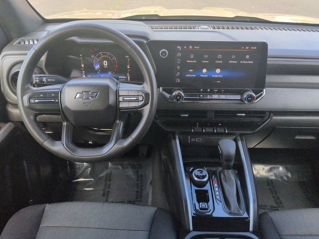 Used 2023 Chevrolet Colorado Trail Boss w/ Technology Package AWD/4WD image 23