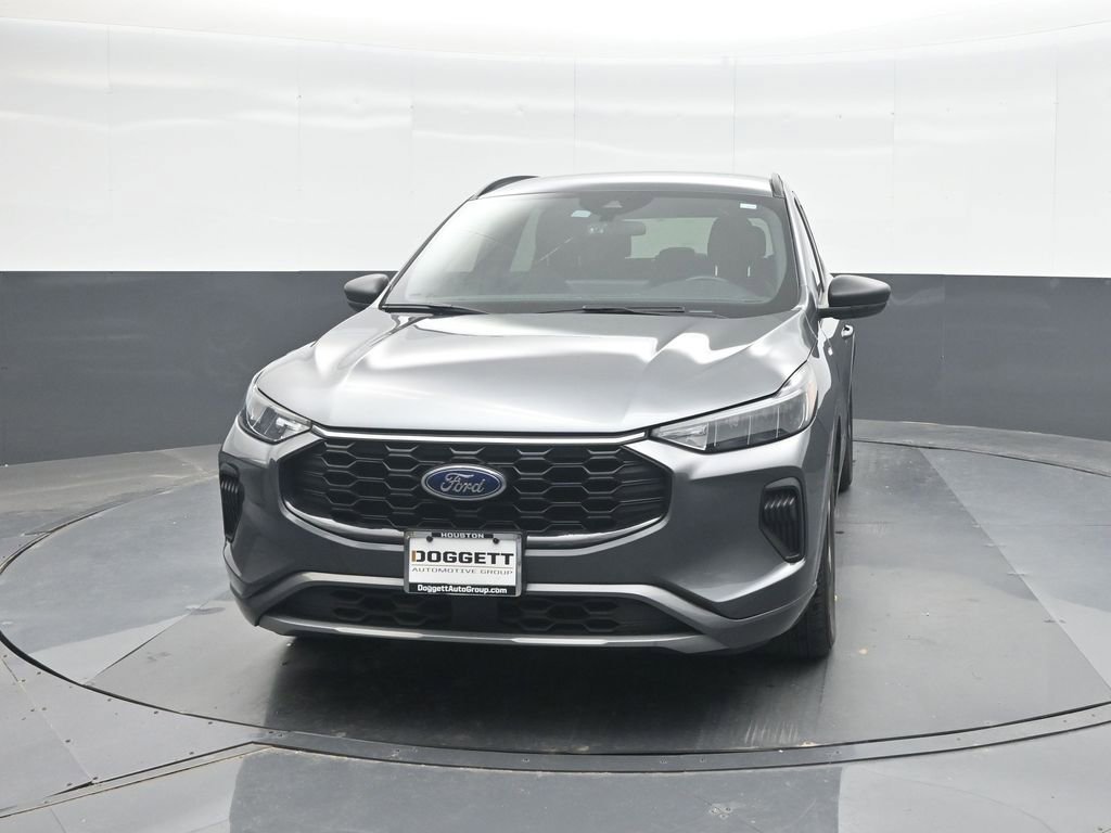 Certified 2023 Ford Escape ST-Line w/ Tech Pack #1 FWD image 5