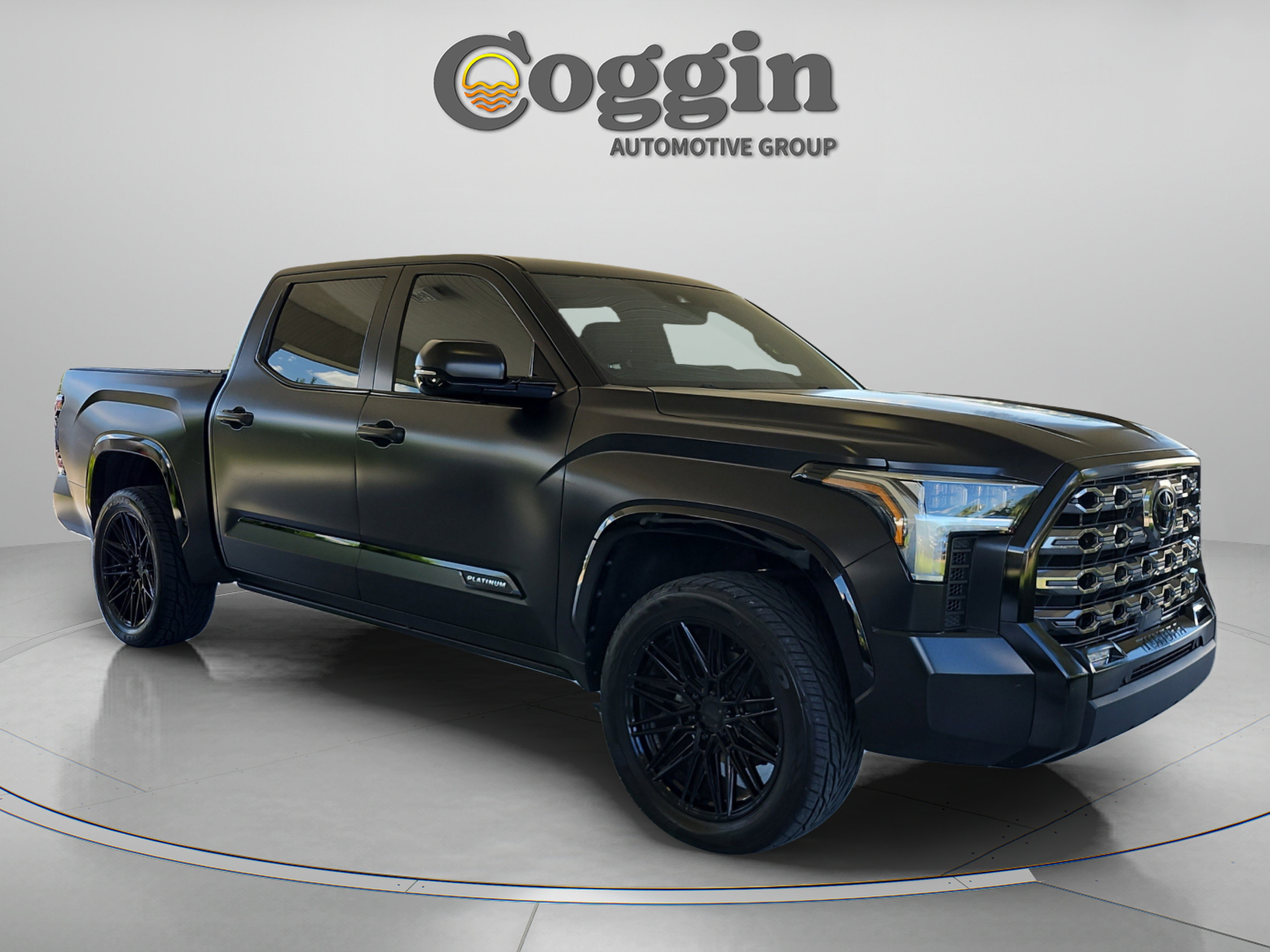 Used 2023 Toyota Tundra Platinum AWD/4WD image 7