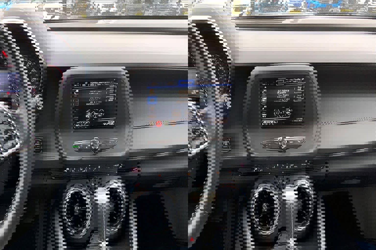 Used 2019 Chevrolet Camaro LT image 6