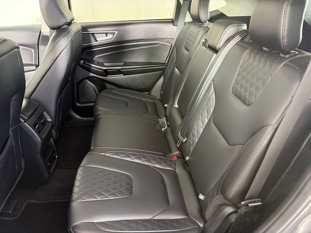 Certified 2024 Ford Edge Titanium AWD/4WD image 13