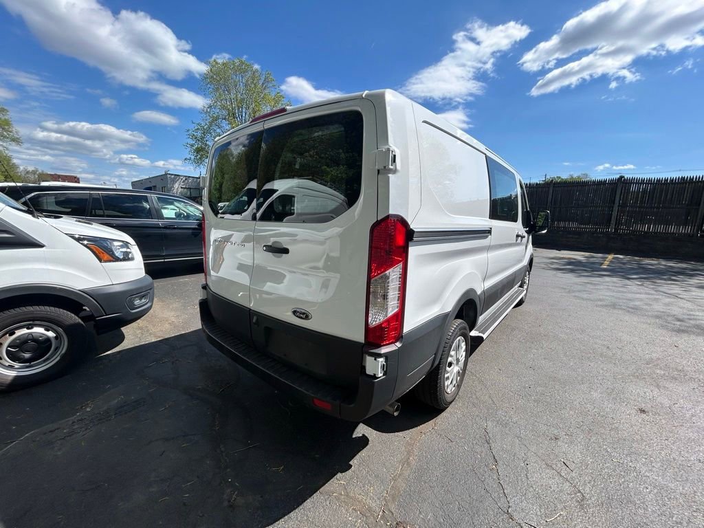 Certified 2025 Ford Transit 250 Low Roof w/ Exterior Upgrade Package RWD image 10