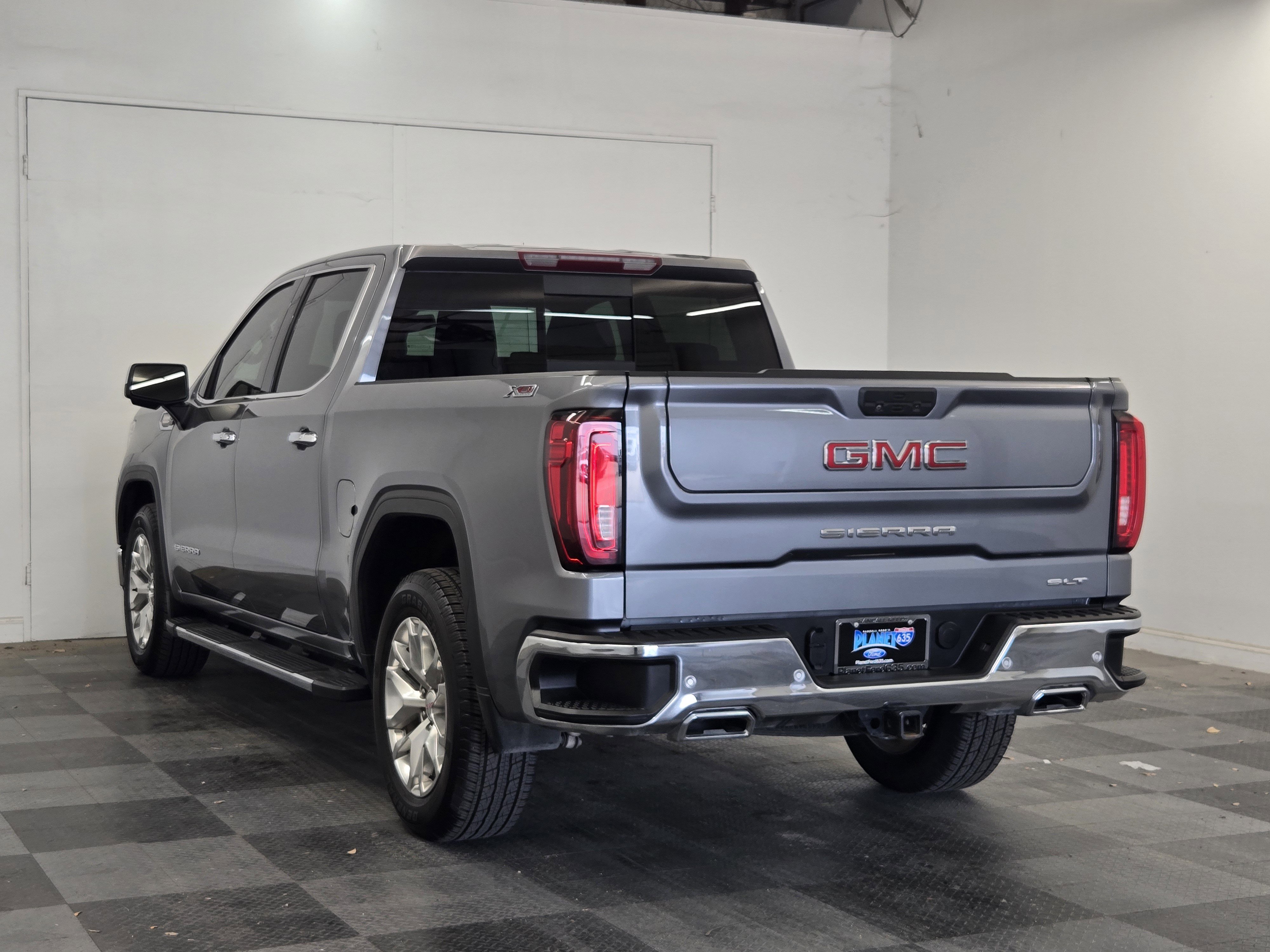Used 2022 GMC Sierra 1500 SLT w/ SLT Premium Plus Package AWD/4WD image 5