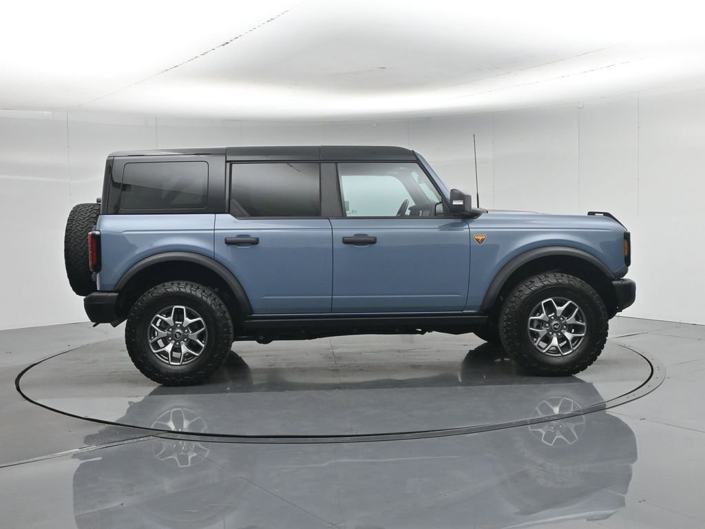 Certified 2025 Ford Bronco Badlands AWD/4WD image 28