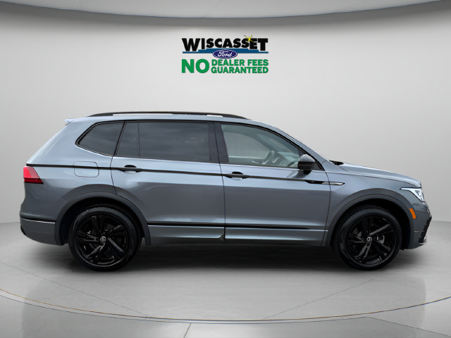 Used 2024 Volkswagen Tiguan SE R-Line AWD/4WD image 6