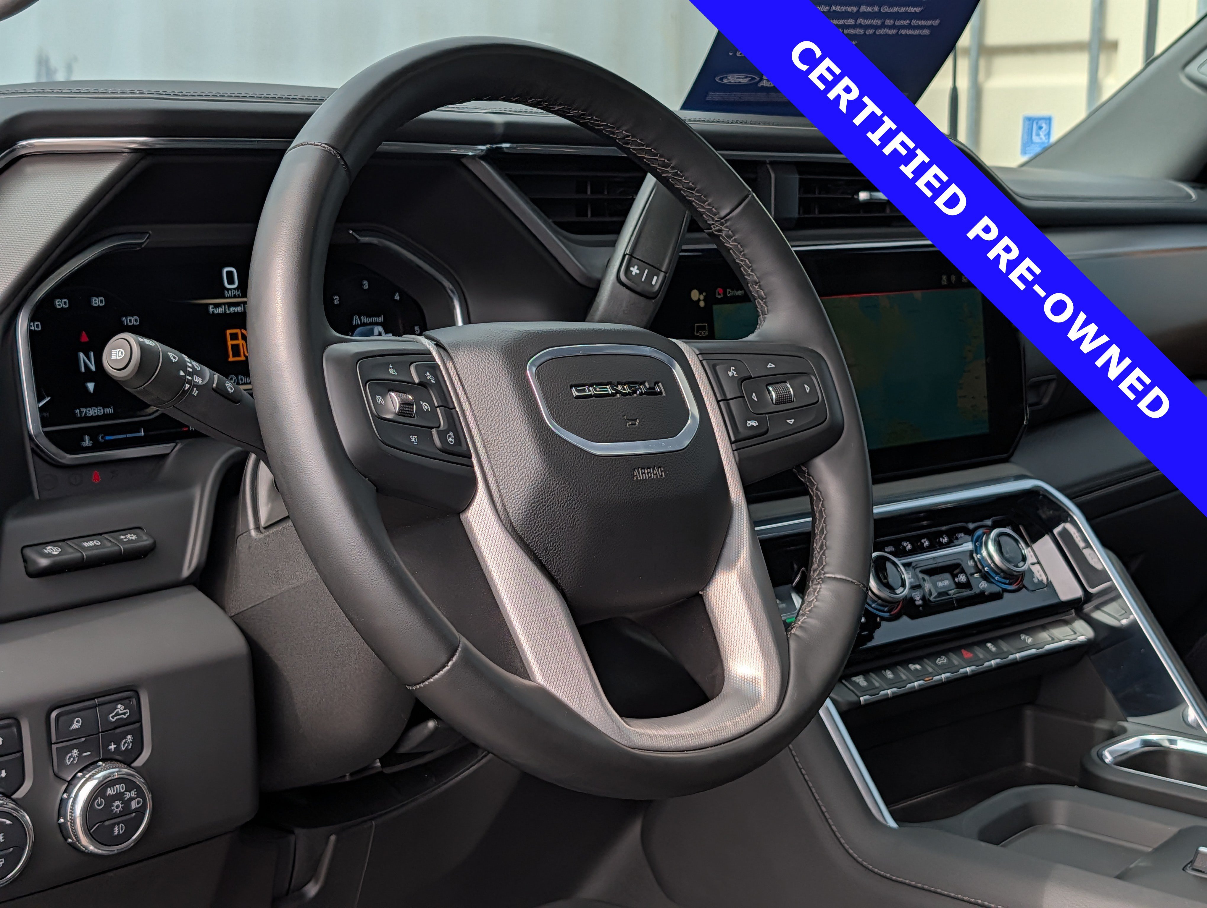 Used 2025 GMC Sierra 3500 Denali w/ Denali Reserve Package AWD/4WD image 24