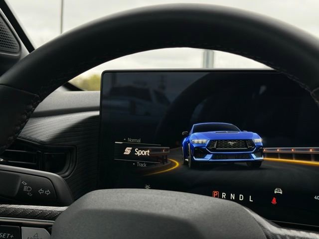 Certified 2026 Ford Mustang Coupe RWD image 10
