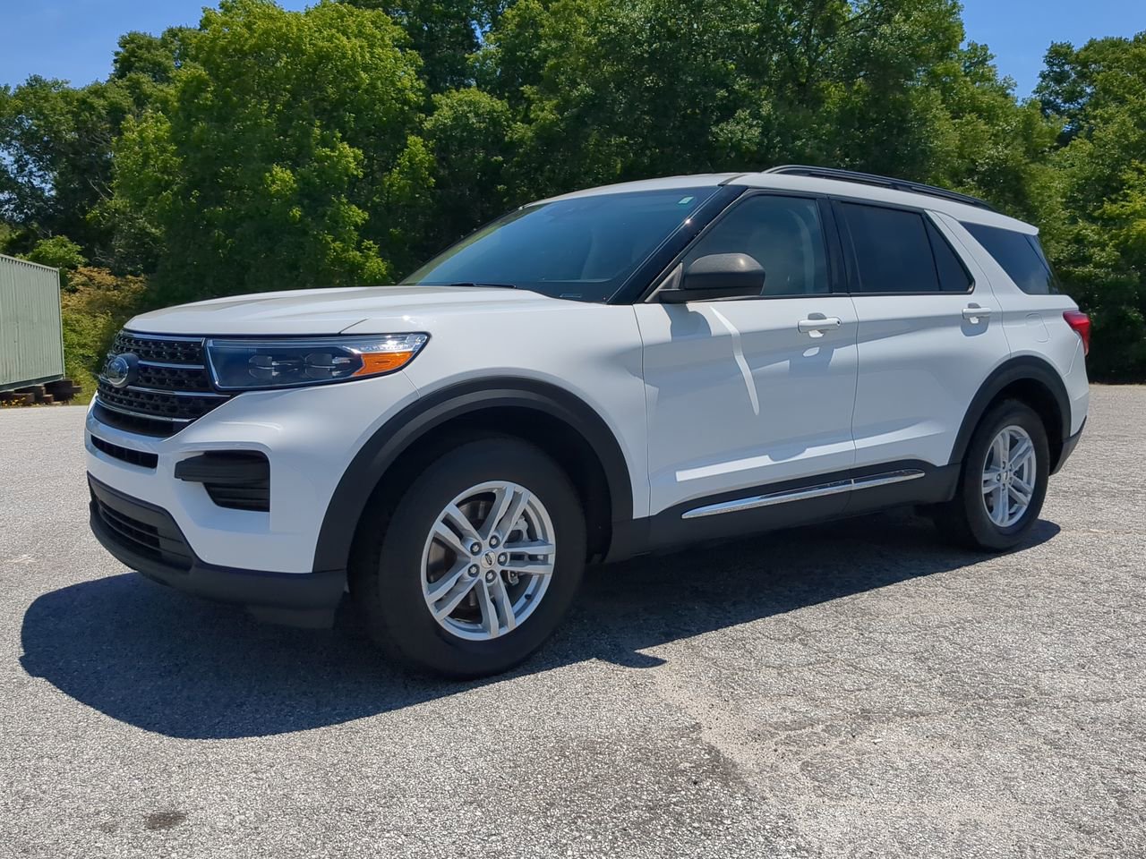 Certified 2021 Ford Explorer XLT RWD image 6