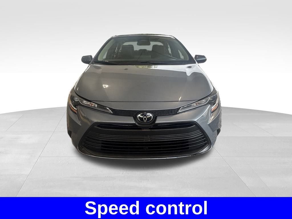 Used 2024 Toyota Corolla LE image 8