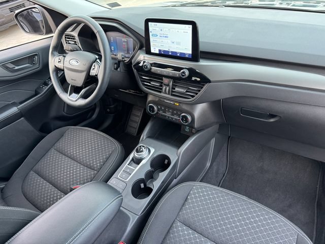 Certified 2023 Ford Escape Active AWD/4WD image 20