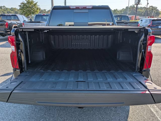 Used 2024 Chevrolet Silverado 1500 High Country w/ Midnight Edition AWD/4WD image 13