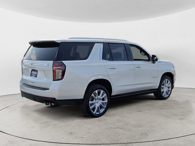 Used 2024 Chevrolet Tahoe High Country w/ Premium Package image 5