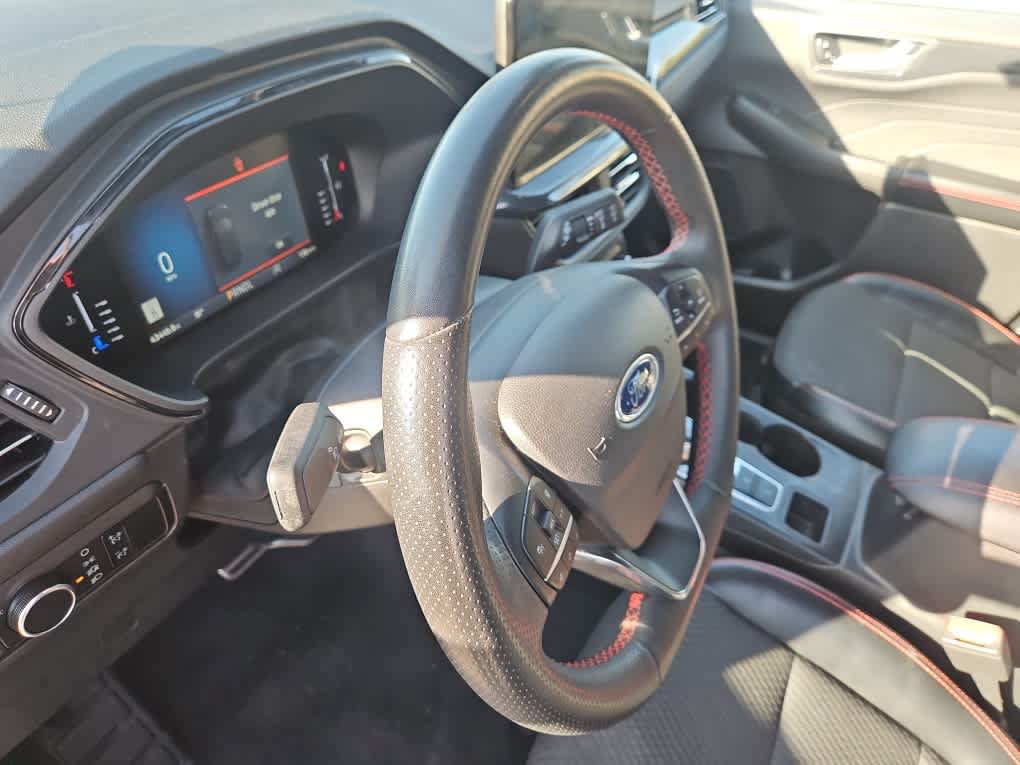 Certified 2023 Ford Escape ST-Line FWD image 9
