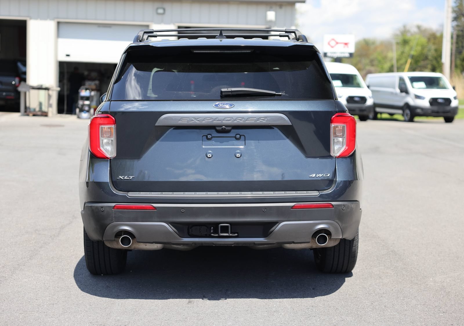 Certified 2023 Ford Explorer XLT w/ Equipment Group 202A AWD/4WD image 5