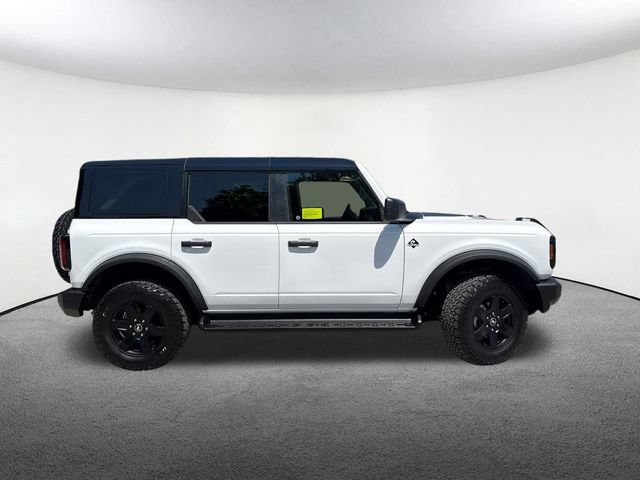 Certified 2025 Ford Bronco Outer Banks w/ Black Appearance Package AWD/4WD image 16