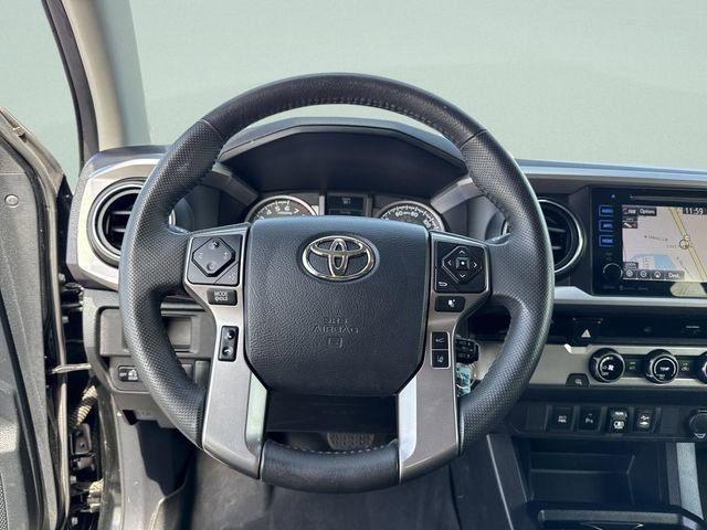 Used 2018 Toyota Tacoma SR5 RWD image 42