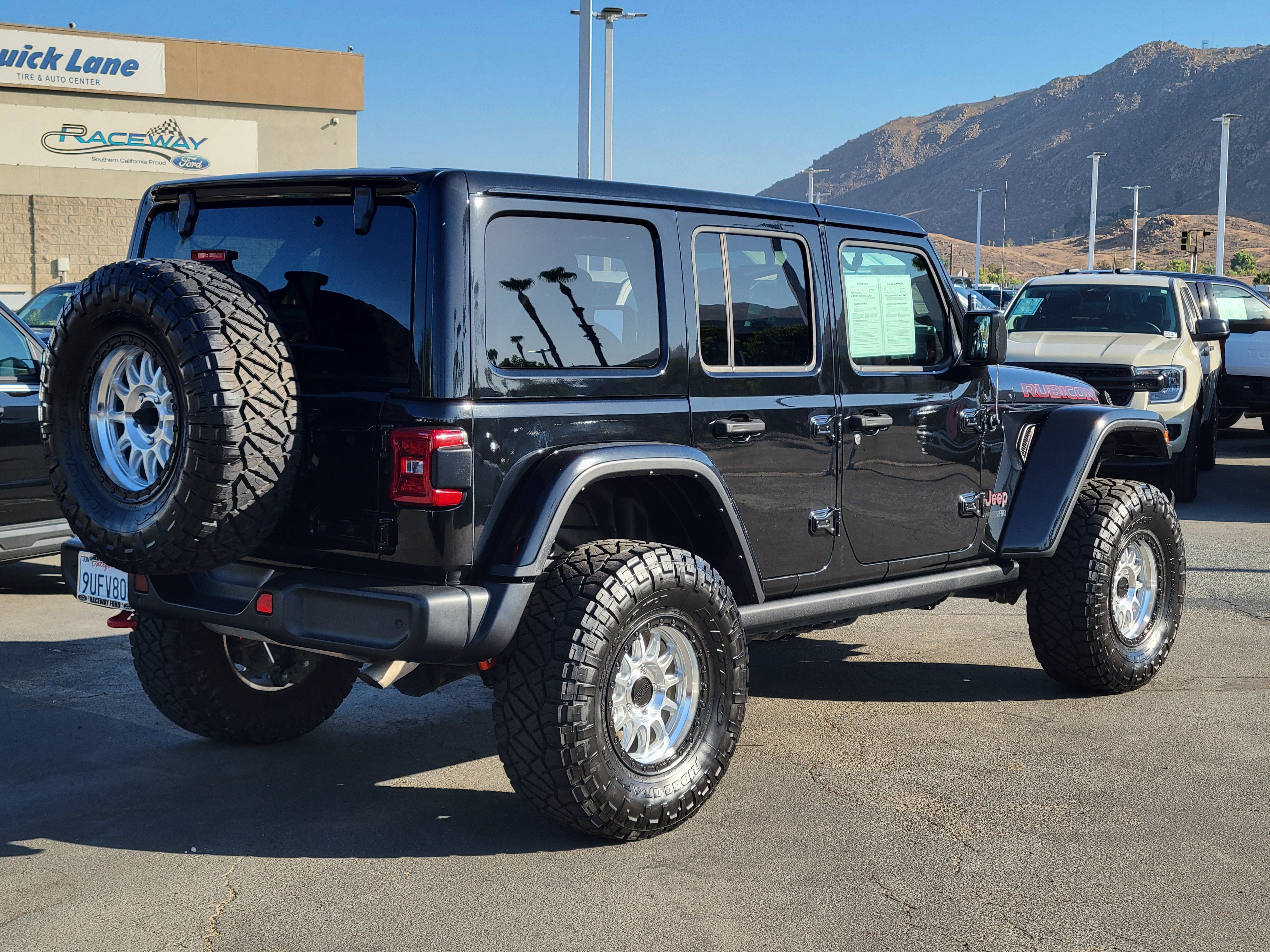 Used 2021 Jeep Wrangler Unlimited Rubicon AWD/4WD image 2