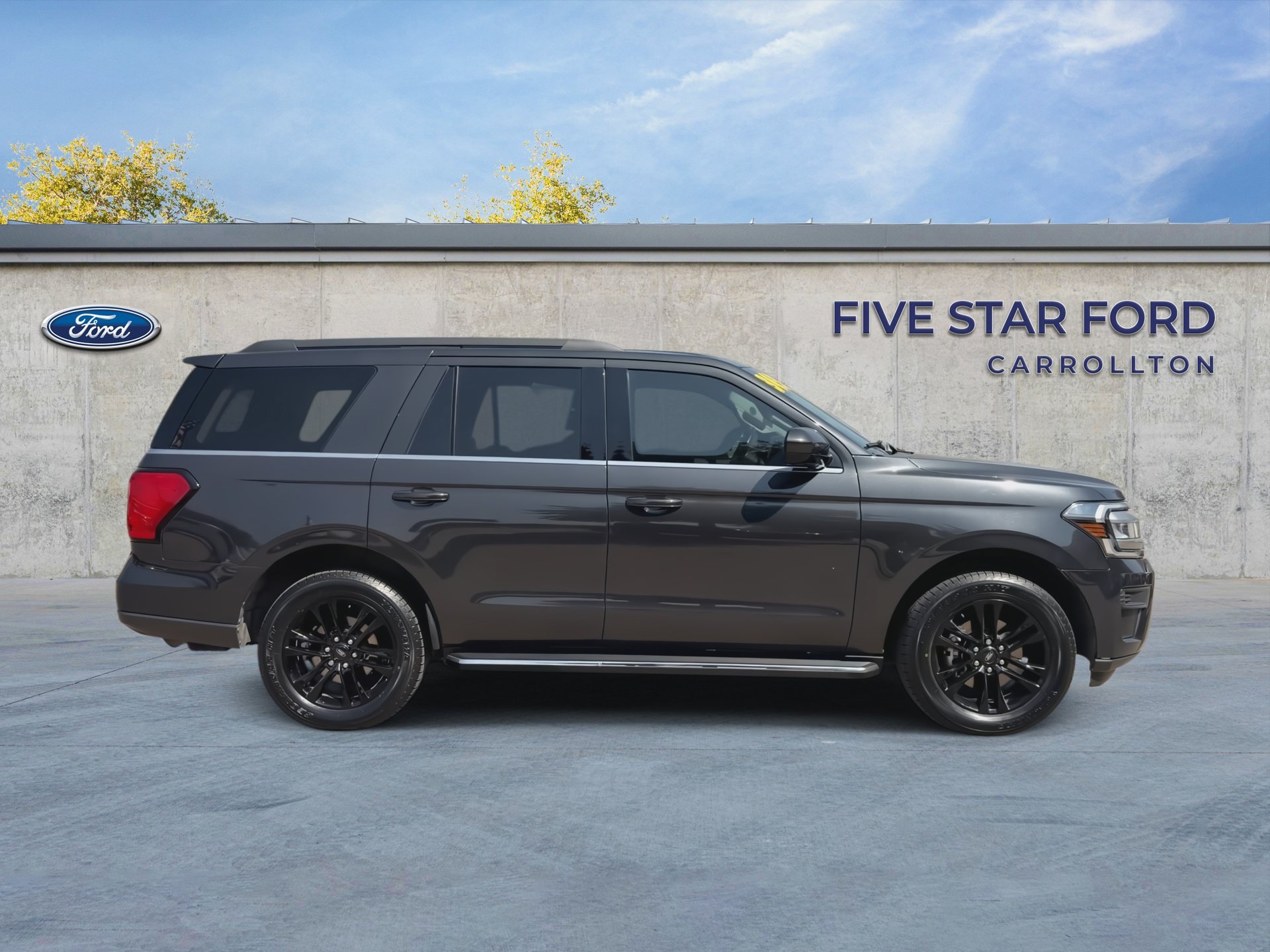 Certified 2022 Ford Expedition XLT RWD image 9