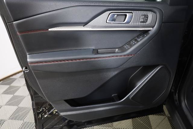 Certified 2025 Ford Explorer ST AWD/4WD image 31